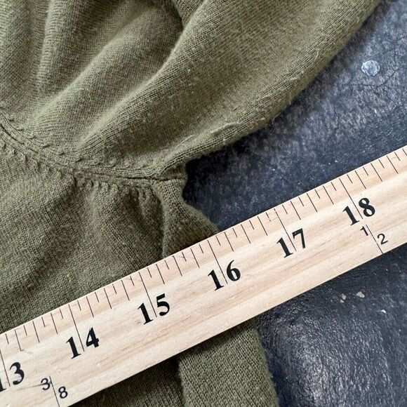 Charter Club Green Women’s Button Up Sweater Size Medium Rayon Blend Casual - Picture 9 of 11